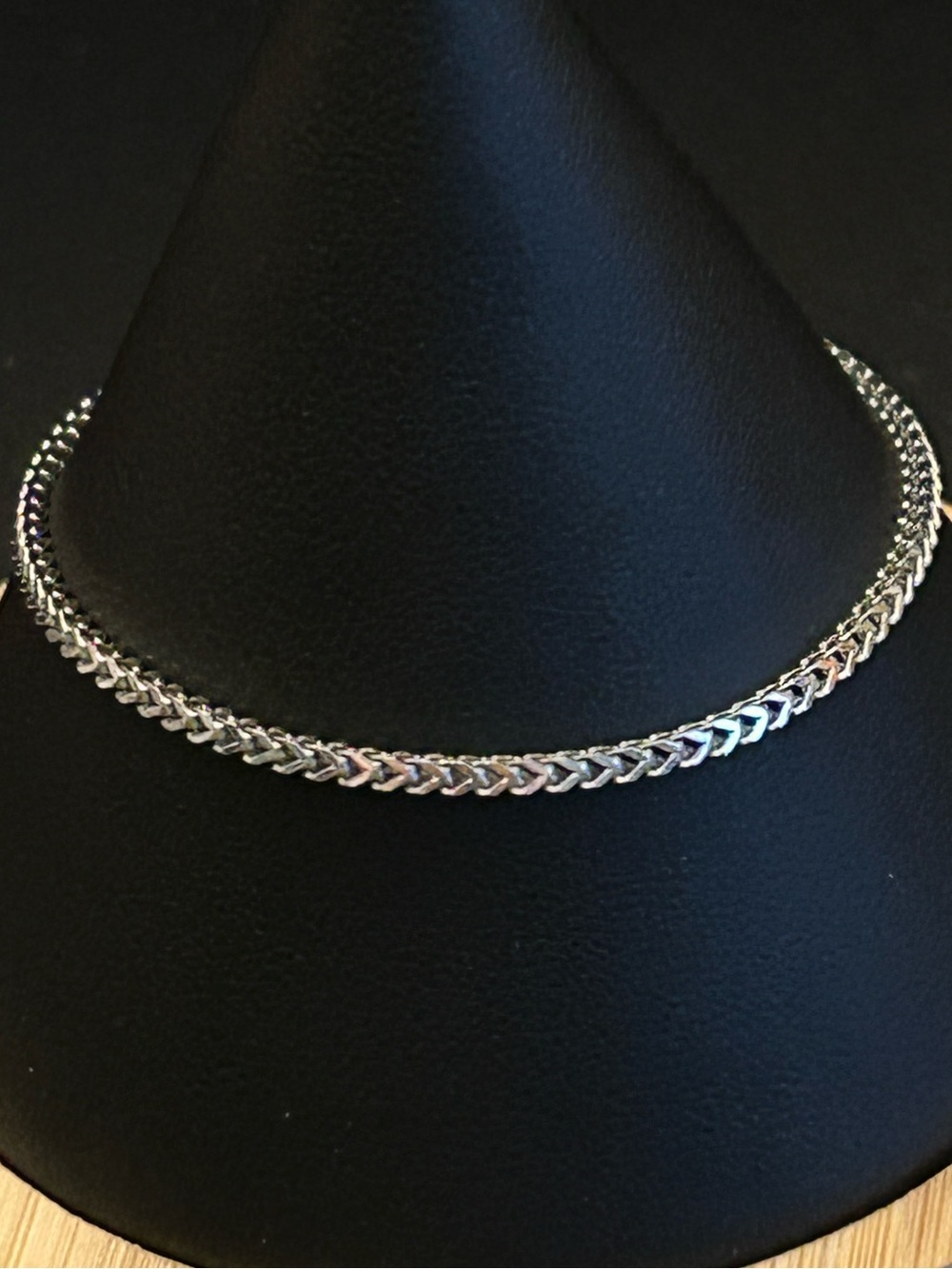 925 Sterling Silver 2mm Italian Made Herringbone Chevron 7” Bracelet